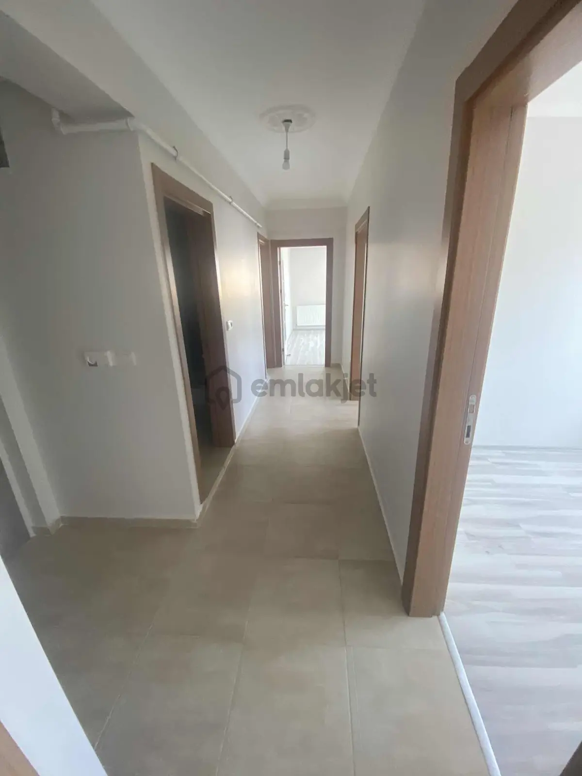 Hatip Mahallesin De Kiralık 3+1 Daire - 22