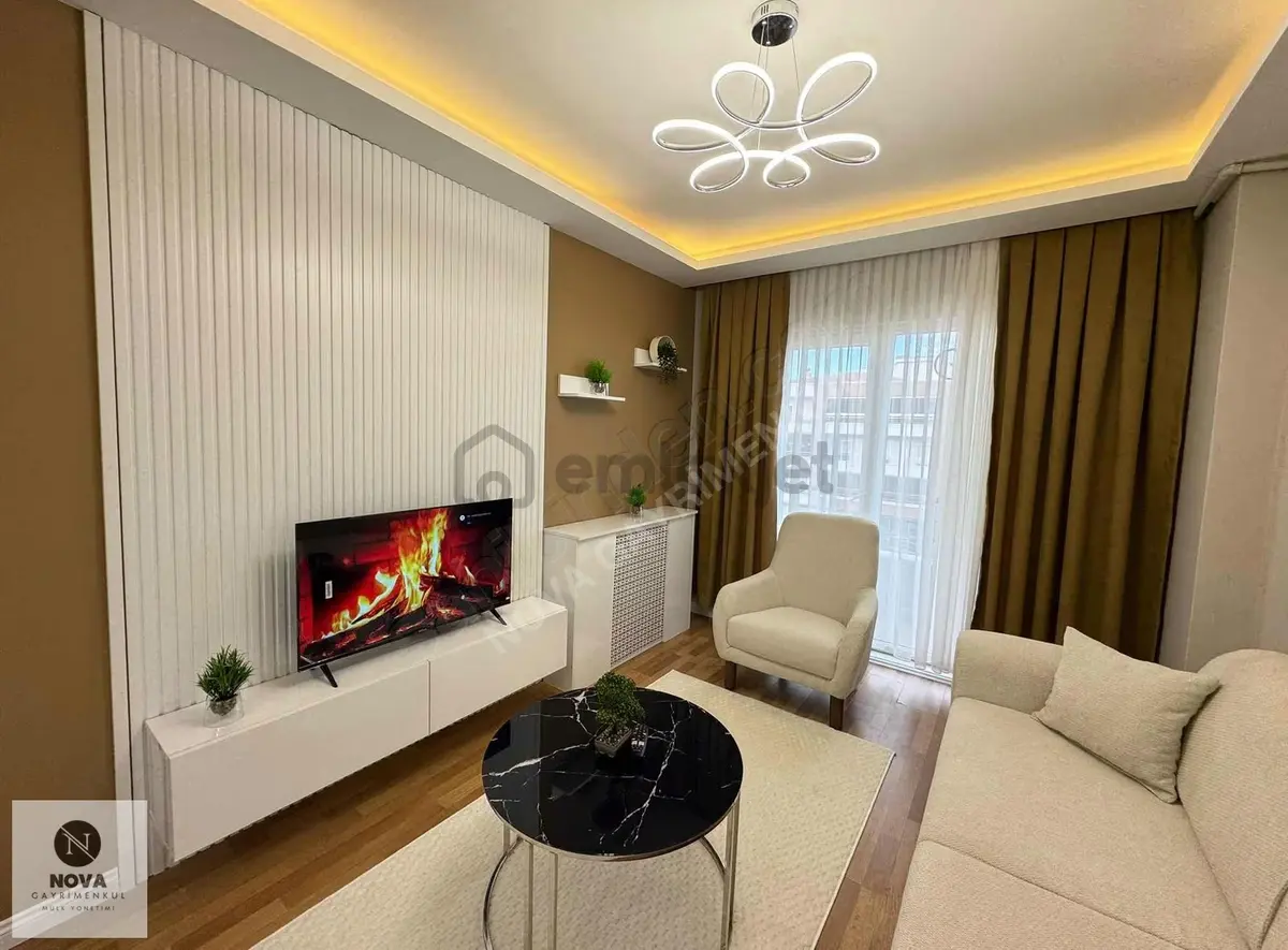 Atatürk Caddesi Üzerinde 1+1 Geniş M2 Satılık Daire - 16