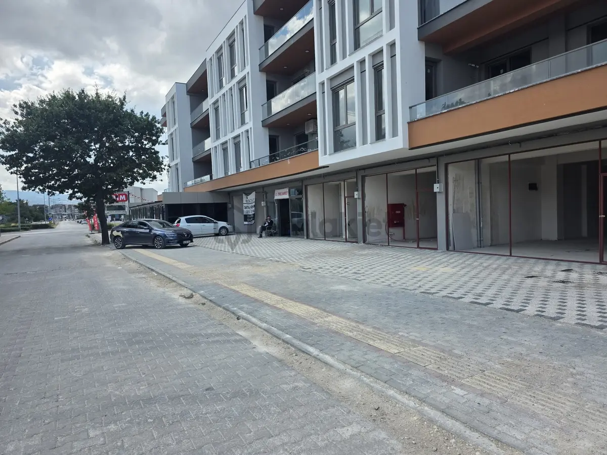 Özlüce De Sıfır Uygun Satılık Dükkan - 4