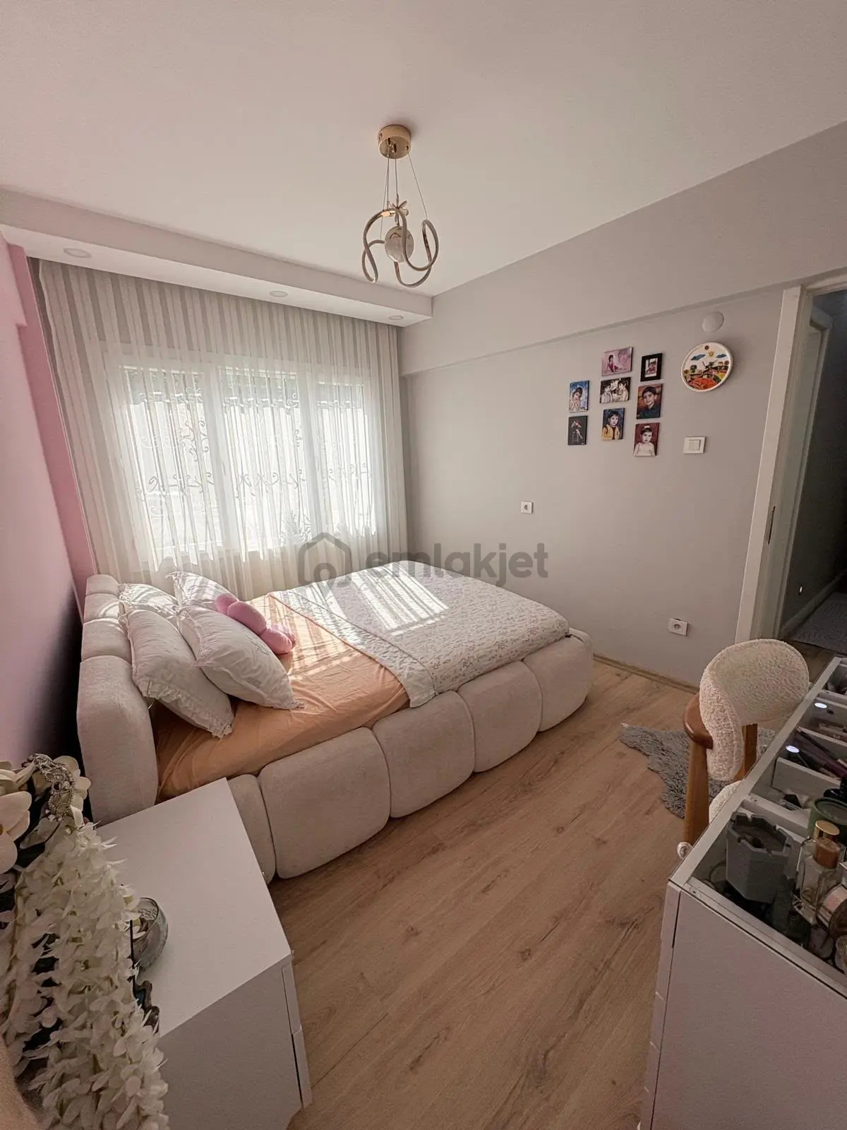 Güzelyalı'da Modern Tadilatlı 3+1 Satılık Daire - 33