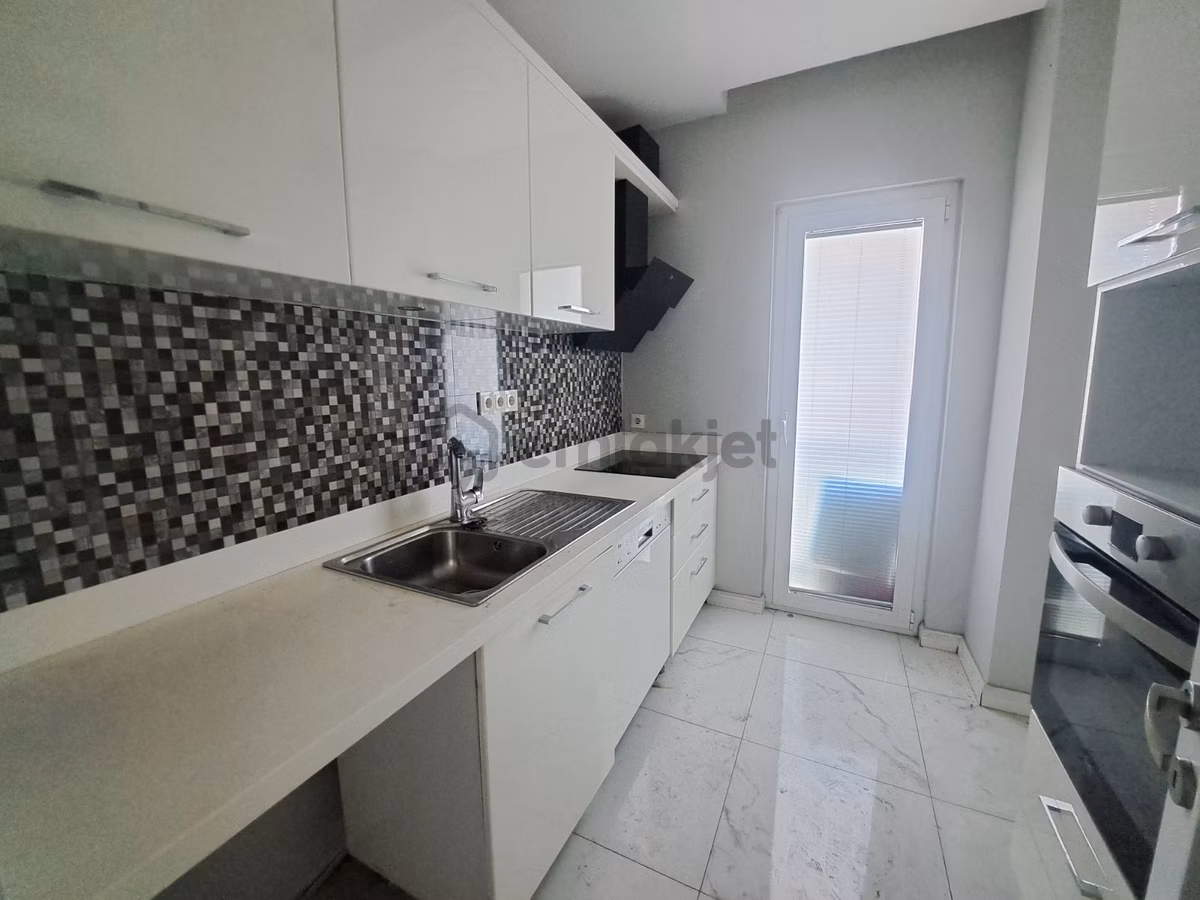 Küçükçekmece / Quality Residence / Satılık 2+1 / Kapalı Mutfak - 4