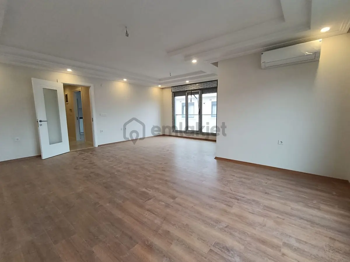 Bahçelievler Yeni Binada 5+2 Satılık Lüks Dubleks Daire - 4