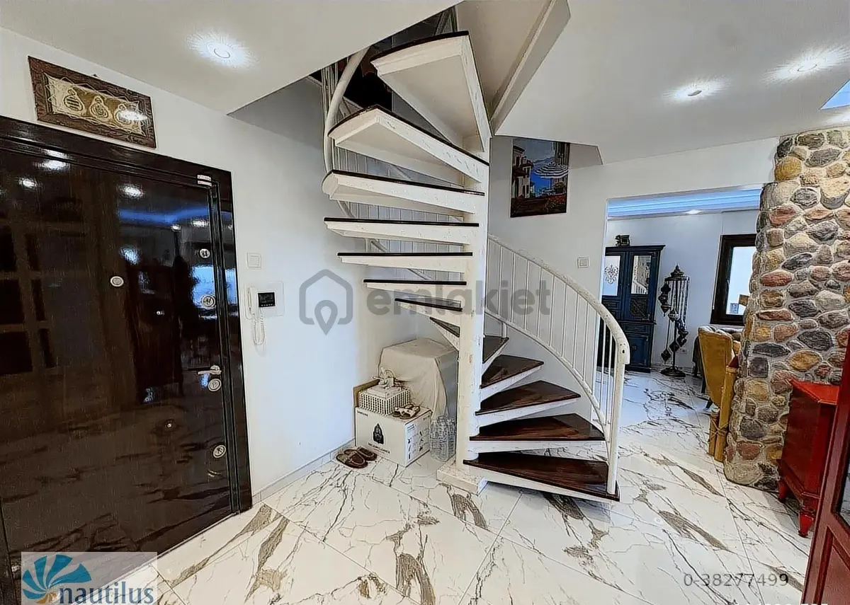 Bahçeşehir Düden Tortum Satılık 4+1 Teraslı Triplex - 30