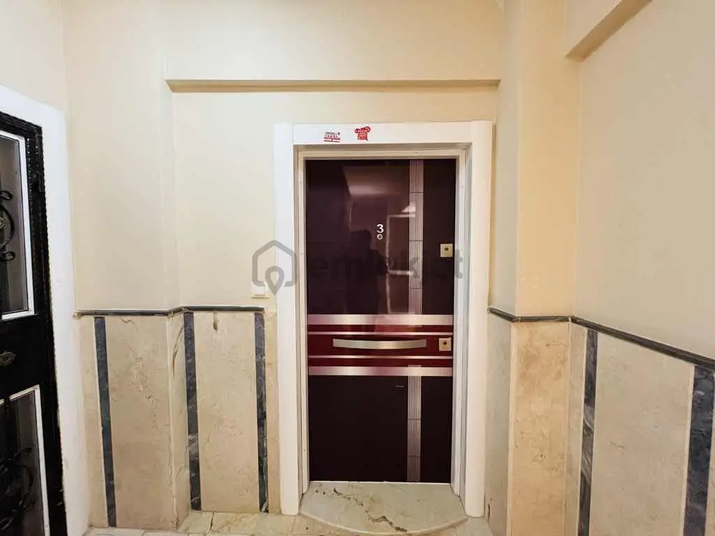 Didimde Yüksek Giriş, Geniş 1+1 Satılık Daire - 8