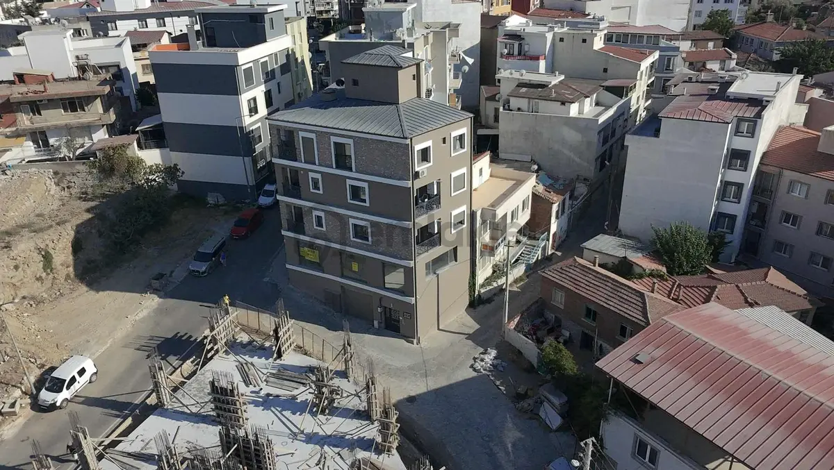 Camikebir'de Köşe Konumda 6 Dairelik Arsa - 4