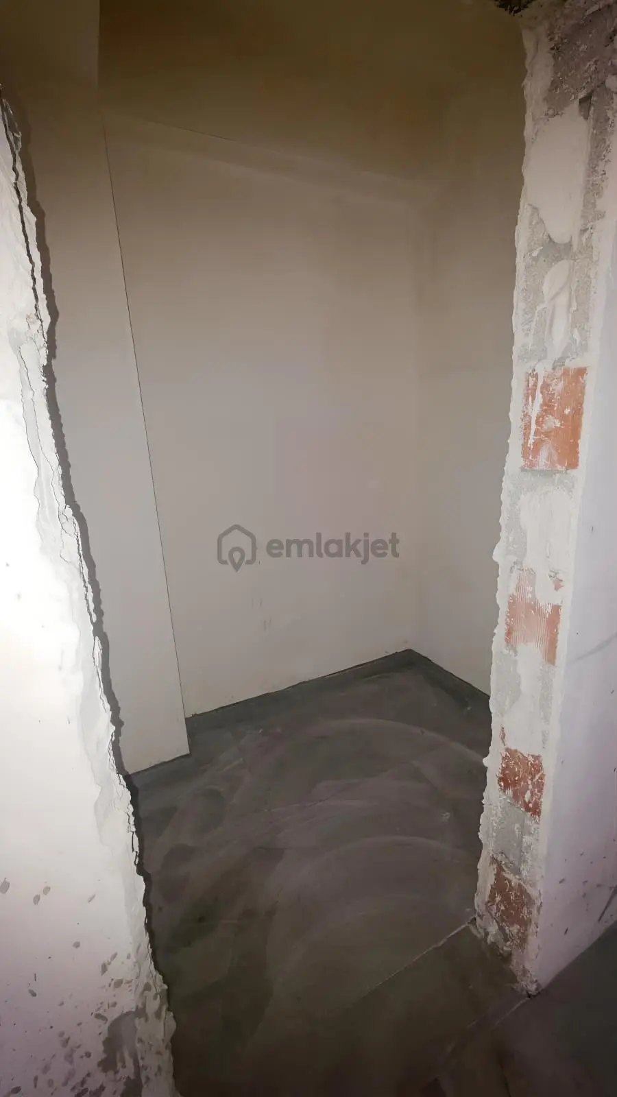Terzioğlu Caddesi'nde Satılık 3+1 Daire - 8