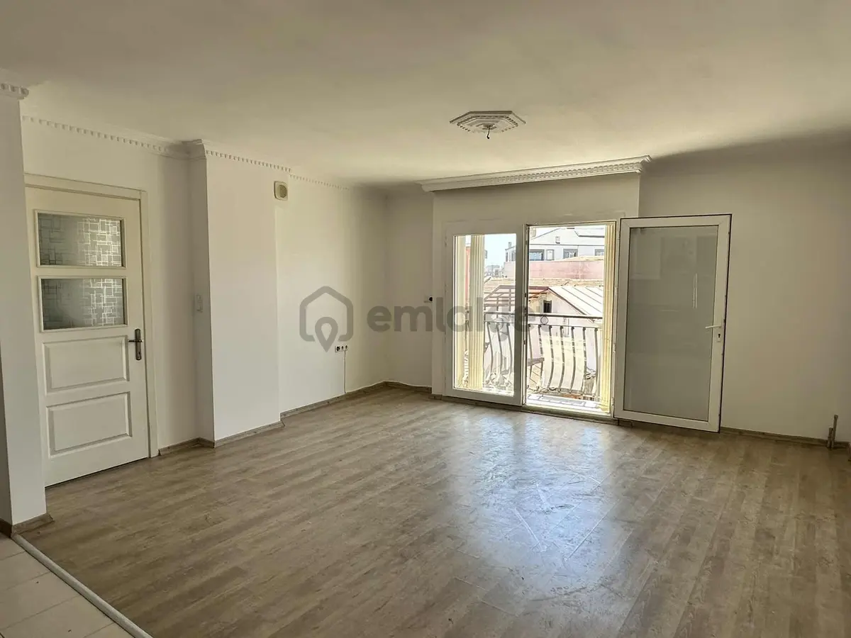Camikebir Mahellesinde Merkezi Konumda 2+1 Geniş Daire - 23