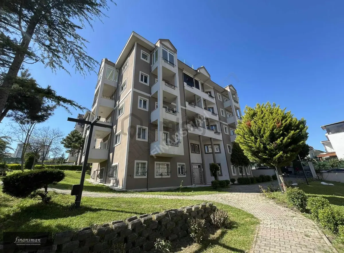Finansman'dan..kısa Katlı Binada..havuzlu..geniş..3+1 Daire - 16