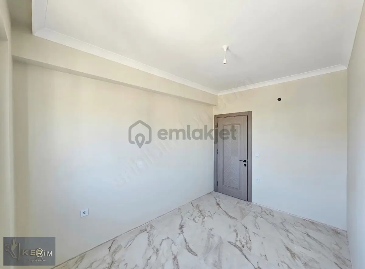 Kerim'den Ayvacık'da Sıfır 2+1 Ebeveyn Banyolu Daire - 16