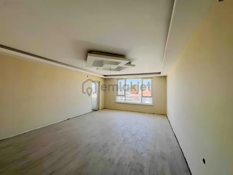 Alcı Okul Yanı Kilerli Daire Satılık - 18
