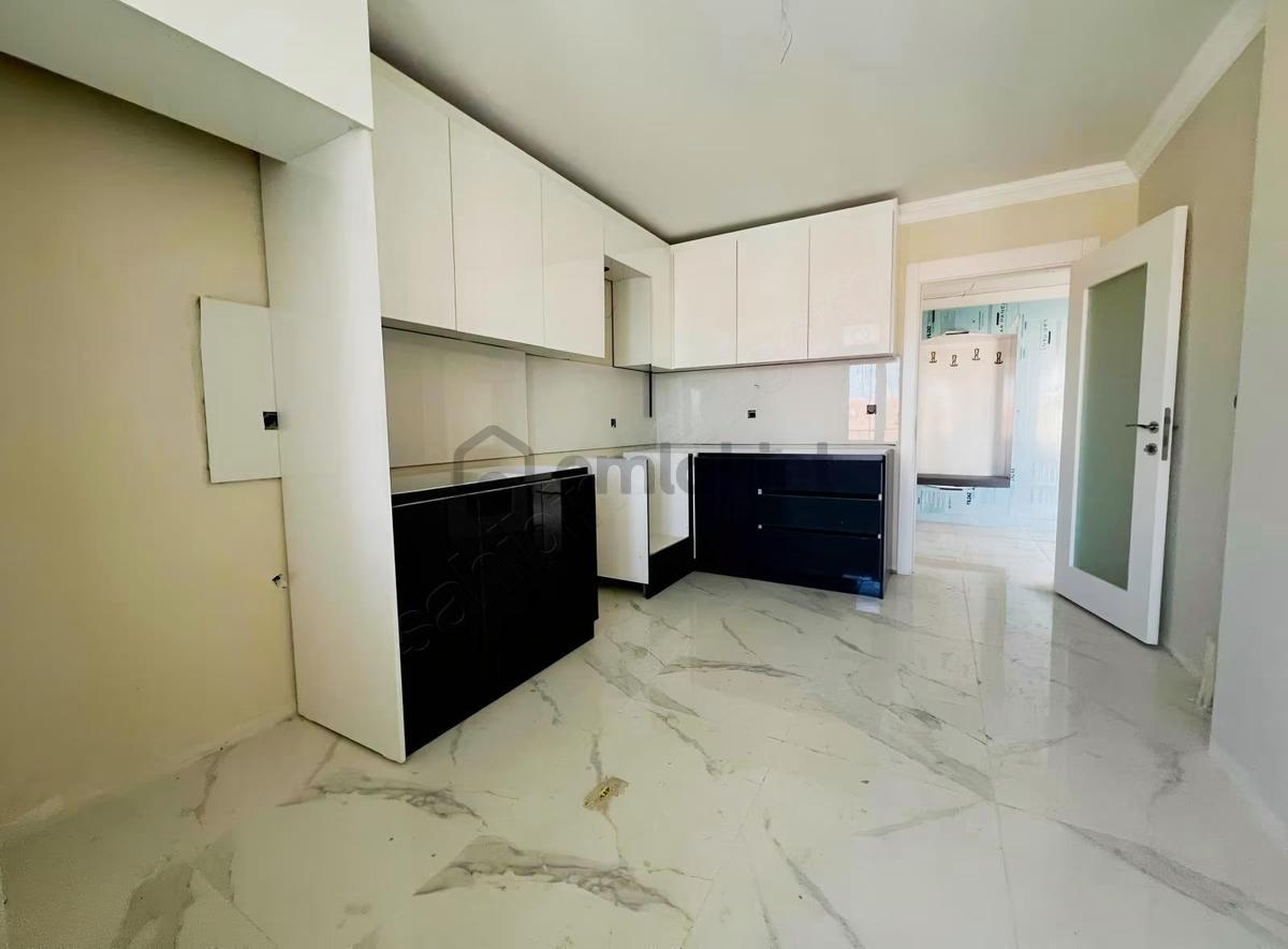 Alcı Okul Yanı Kilerli Daire Satılık - 5
