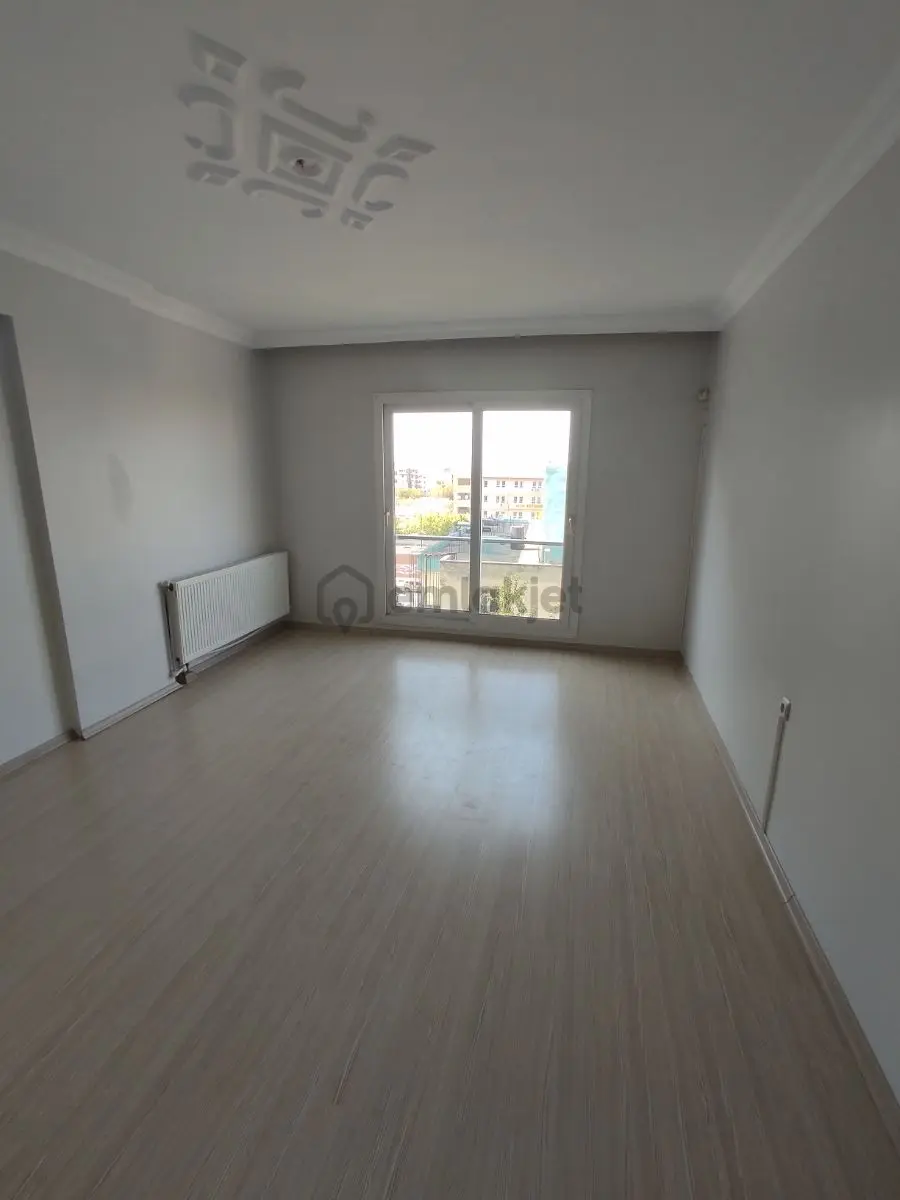Mimar Sinan Caddesi Üzeri Kiralık 3+1 - 5