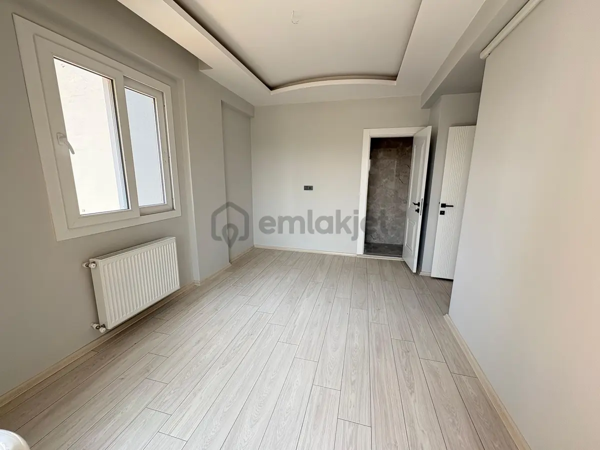Geniş Ferah Belediye Civarı Satılık 2+1 Daire - 9