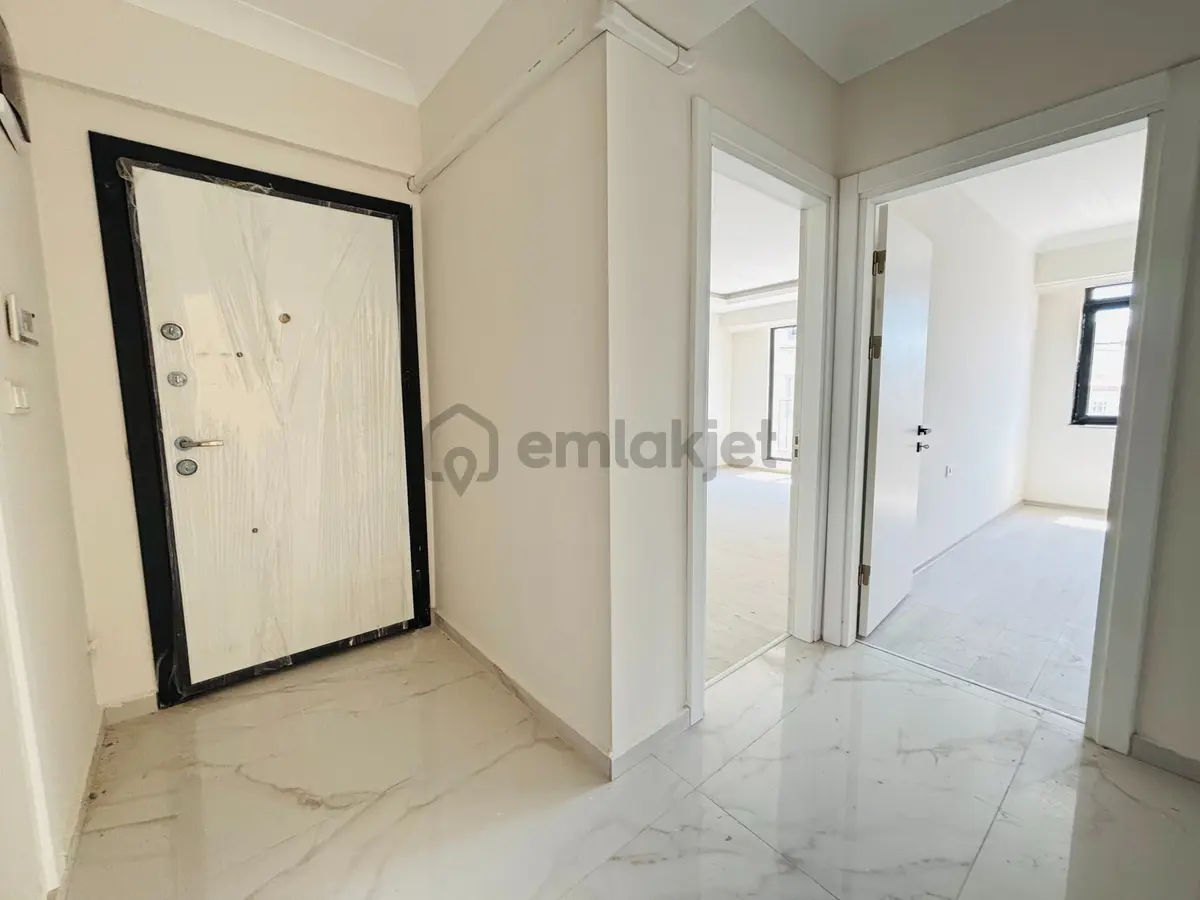 Sevinç'ten Ara Kat Çift Cephe Balkonlu Kullanışlı 2+1 Daire - 31