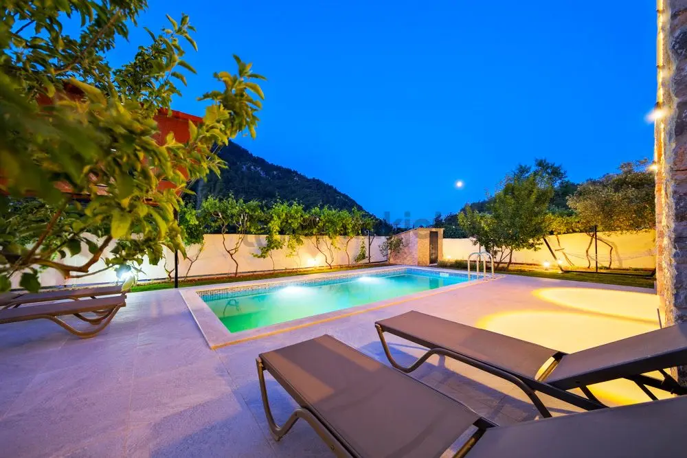 Goldhouse Dan Kiralık 3+1 Kızılbel De Müstakil Taş Villa - 22