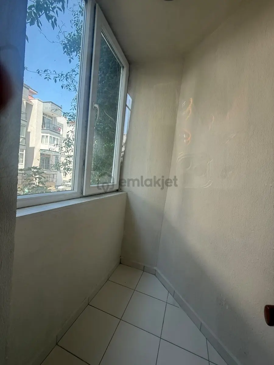 Kuşadası Ege Mh 2+1 Bahçelı Dubleks Acıll Satılık Daıre - 3