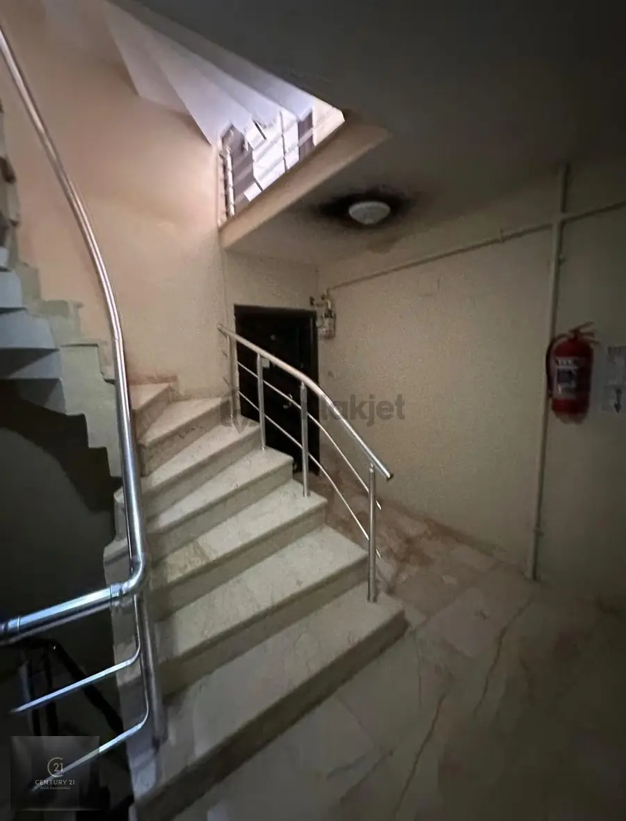 Levent Mahallesinde Güneş Alan Ferah Satılık Daire - 14