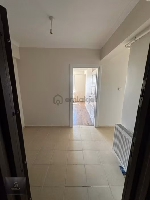 Levent Mahallesinde Güneş Alan Ferah Satılık Daire - 7