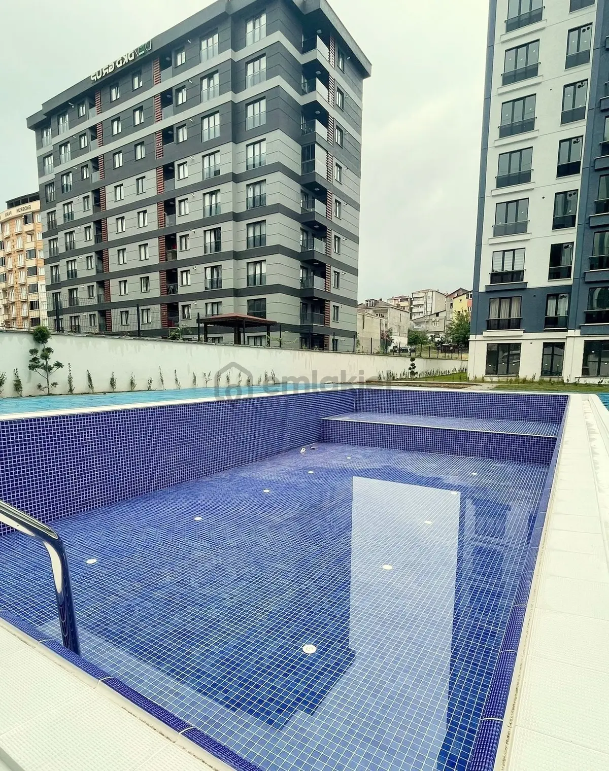 Mertcan'dan Havuzlu Güvenlikli Lüks Sitede Ara Kat 2+1 Daire - 15