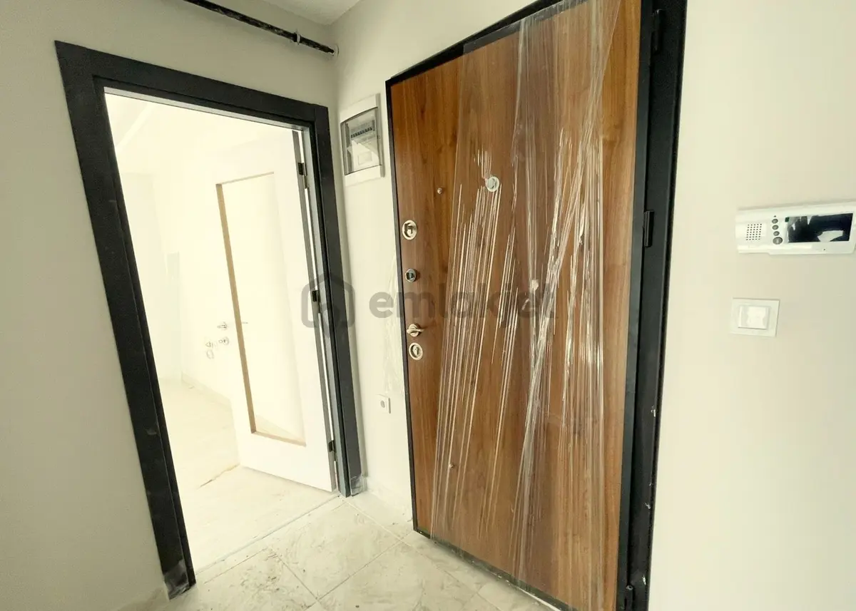 Mertcan'dan Havuzlu Güvenlikli Lüks Sitede Ara Kat 2+1 Daire - 14