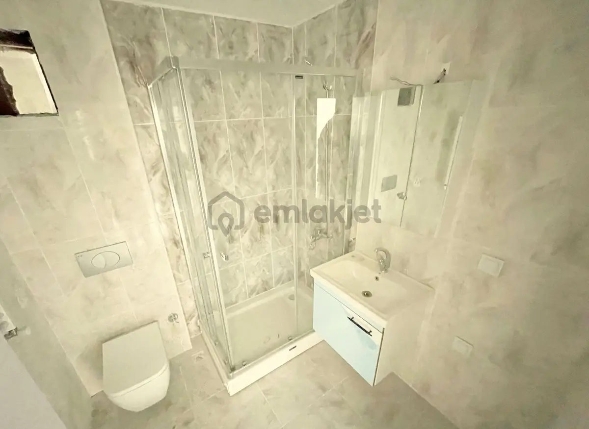 Mertcan'dan Havuzlu Güvenlikli Lüks Sitede Ara Kat 2+1 Daire - 12
