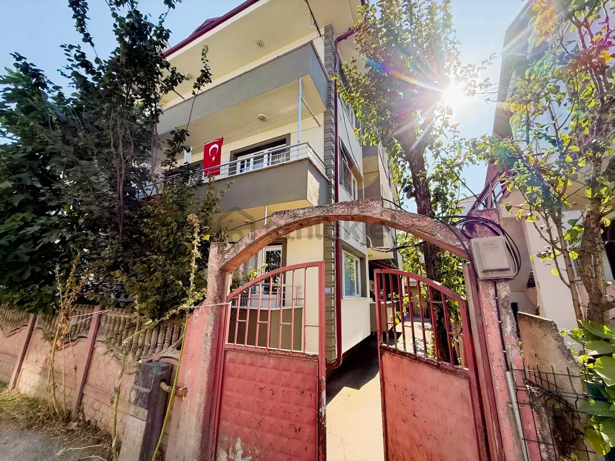 Remax Motto Arda Doğan'dan 2+1 Kiralık Daire - 15