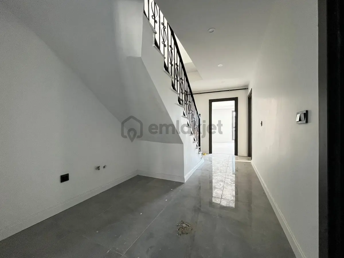 Darıca Sahilde 4+1 Lüks Üst Dubleks - 9