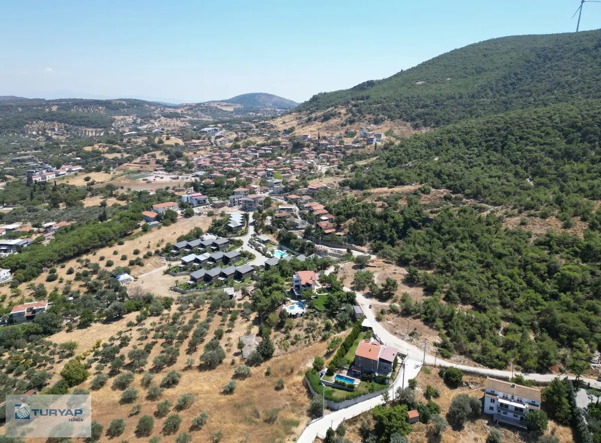 Foça Kozbeyli De Geniş Bahçesi Olan Satılık Villa - 5