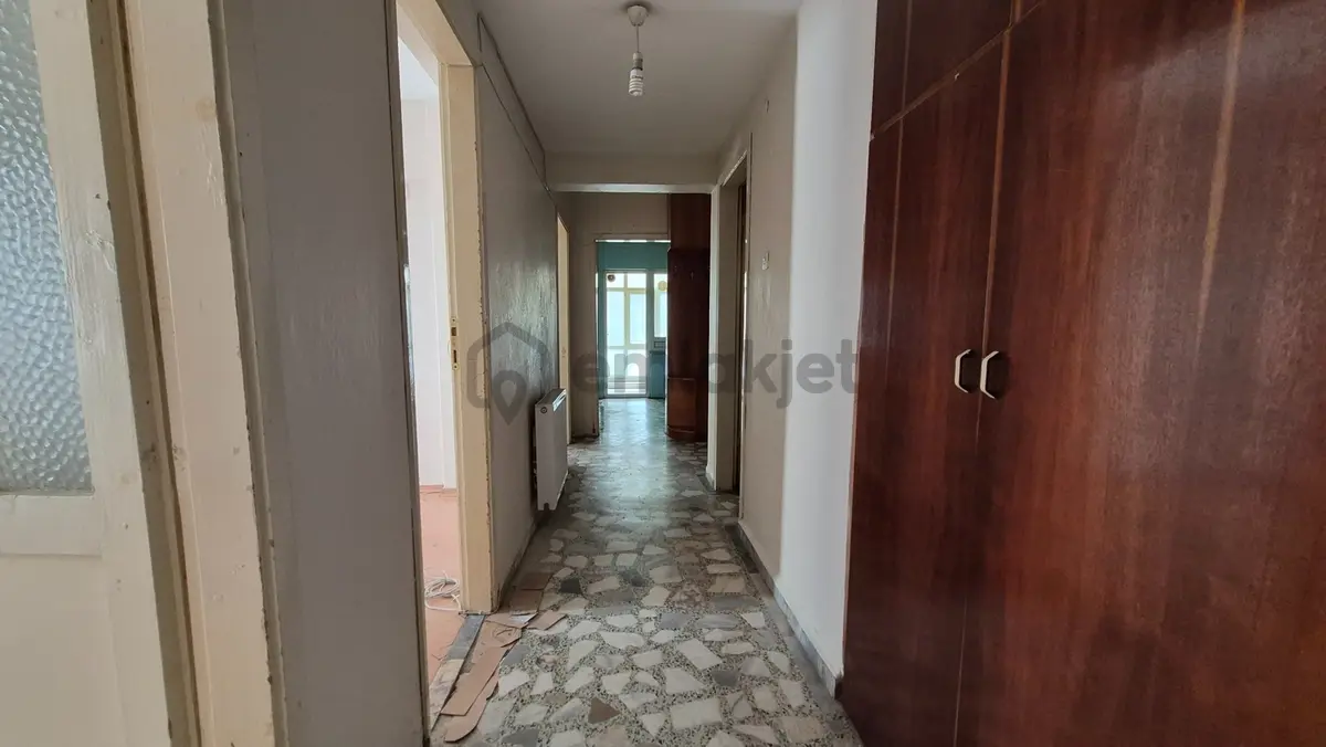 Hastane Caddesi Üzerinde 2+1 Kiralık Daire - 8