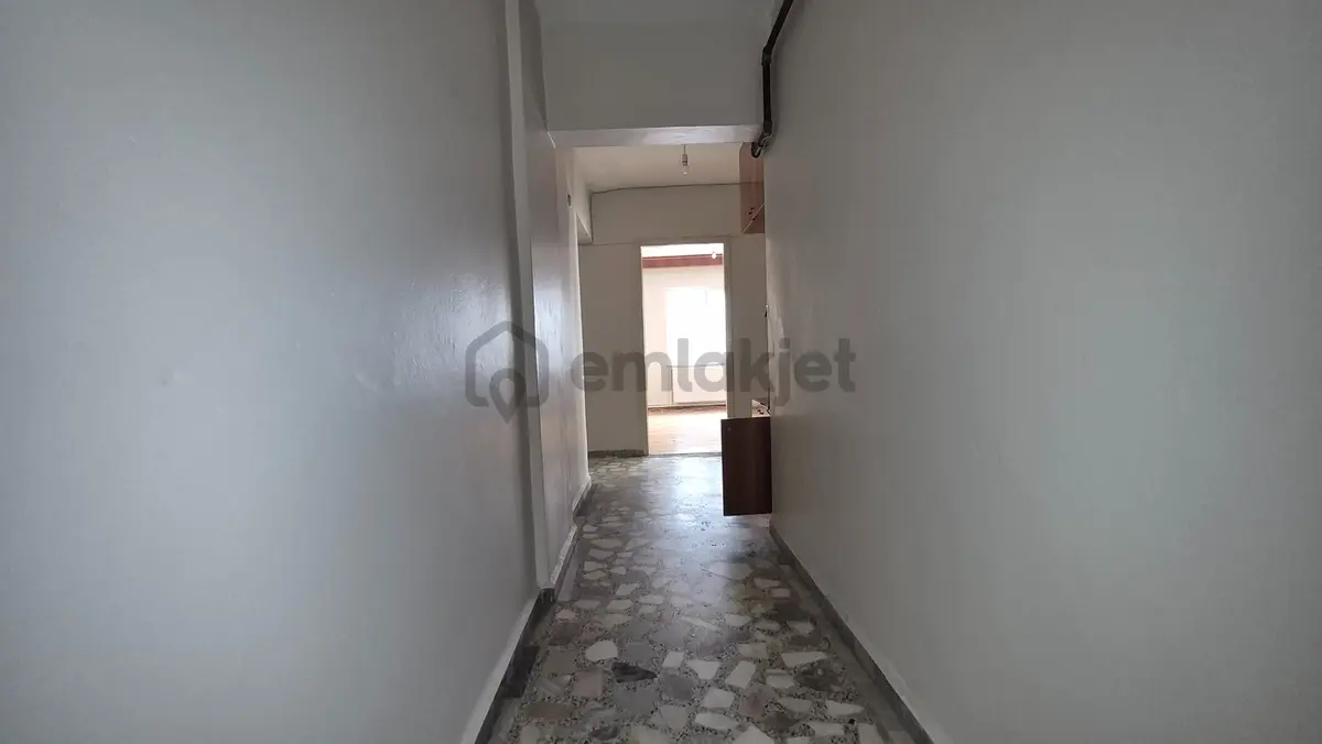 Hastane Caddesi Üzerinde 2+1 Kiralık Daire - 21