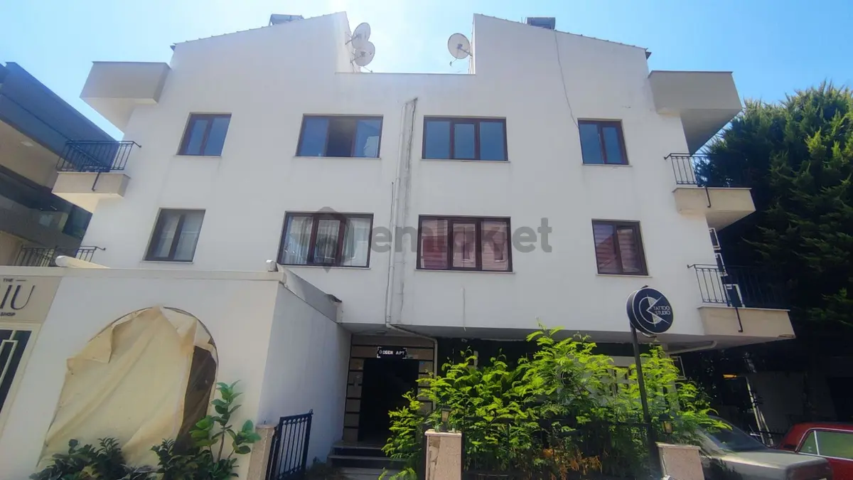 Antalya Muratpaşa Lara'da Komple Bina