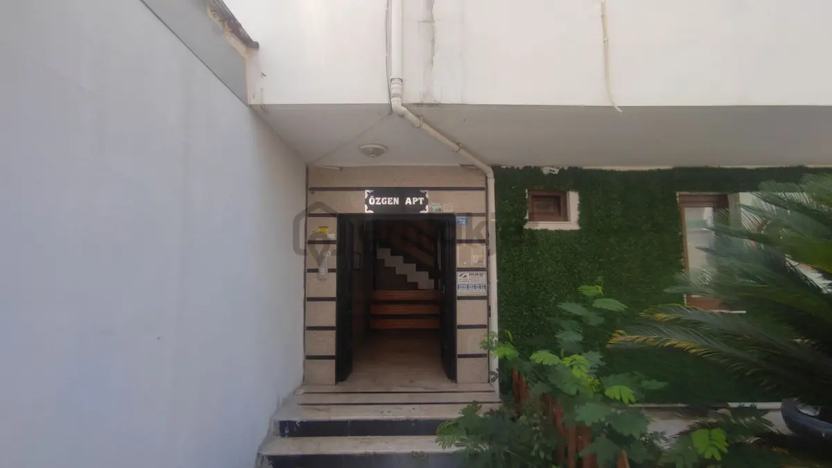 Antalya Muratpaşa Lara'da Komple Bina - 3