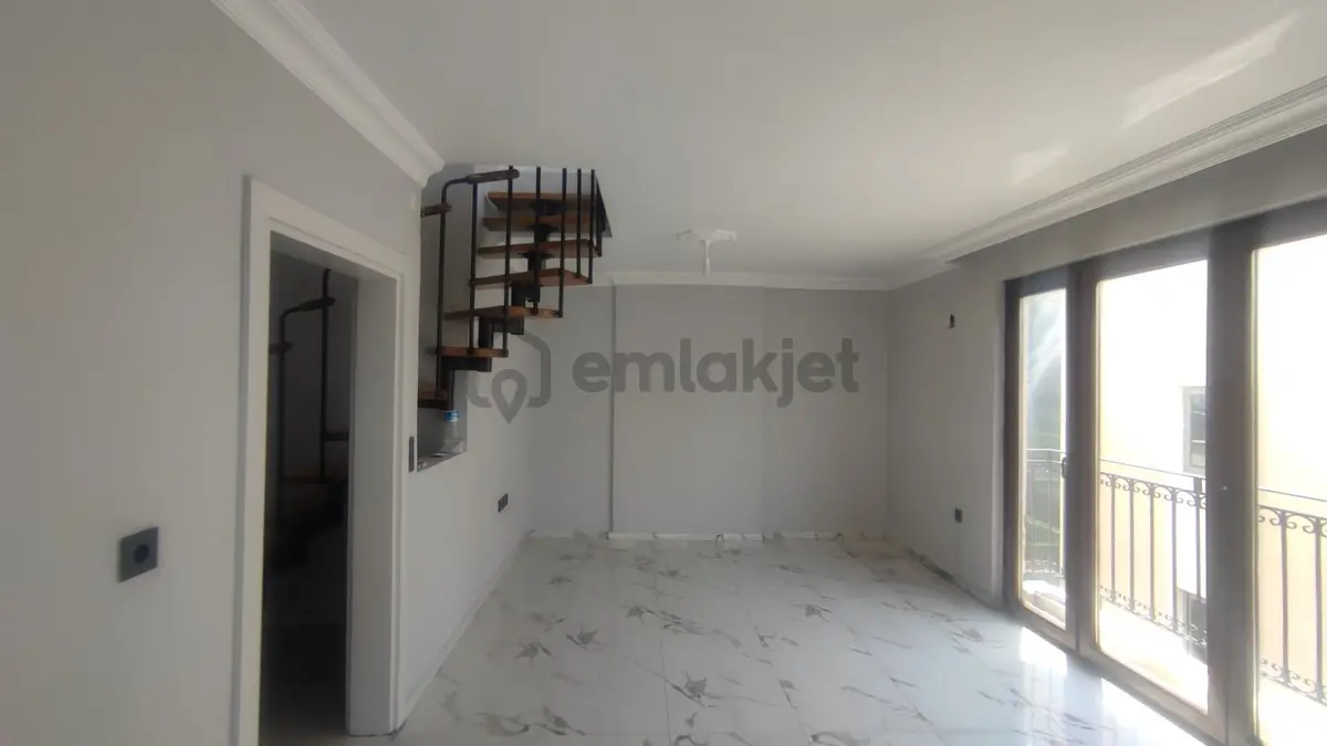 Antalya Muratpaşa Lara'da Komple Bina - 21