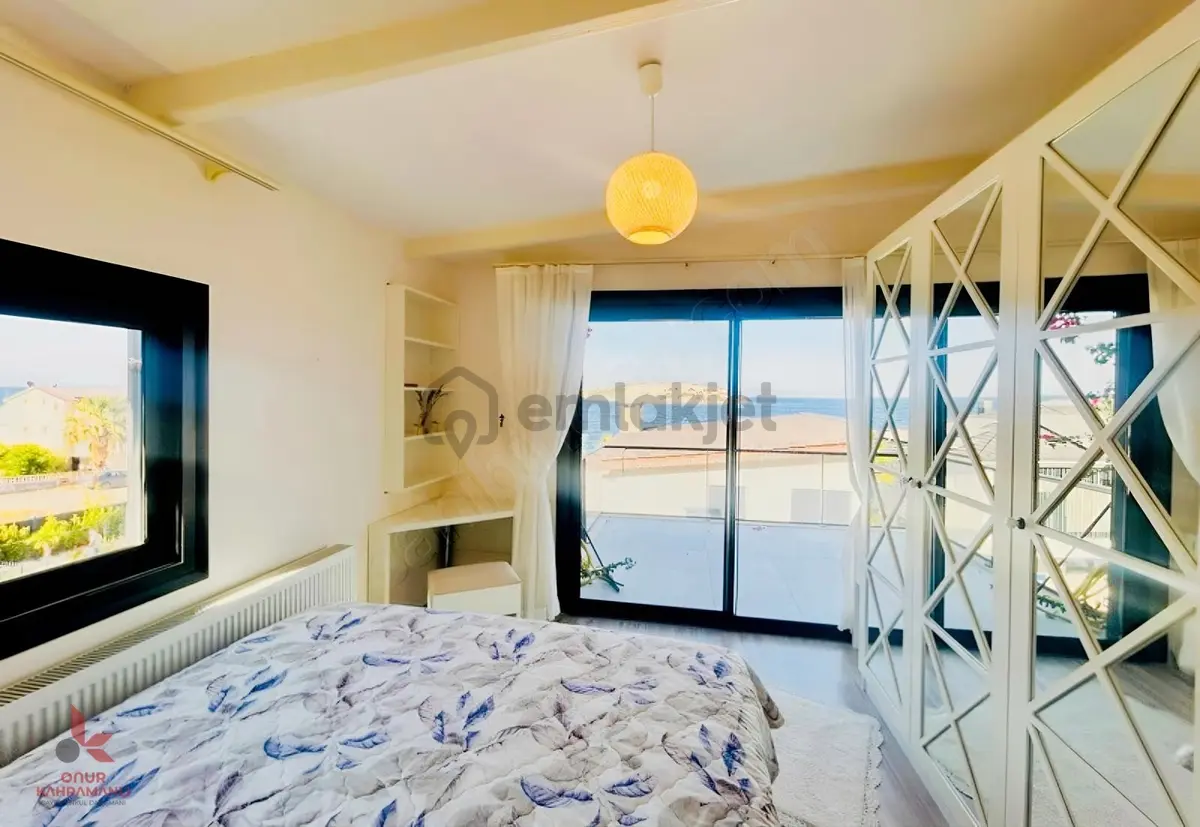 Denize Sıfır Site İçinde Deniz Manzaralı 3+1 Villa - 7