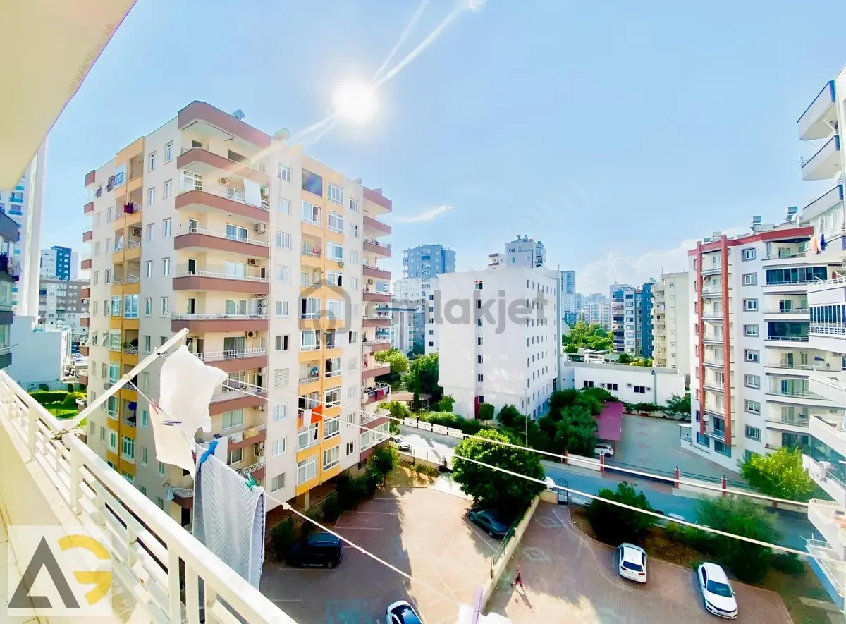 Auradan Yenişehir Çiftlikköyde Satılık 3+1 Daire