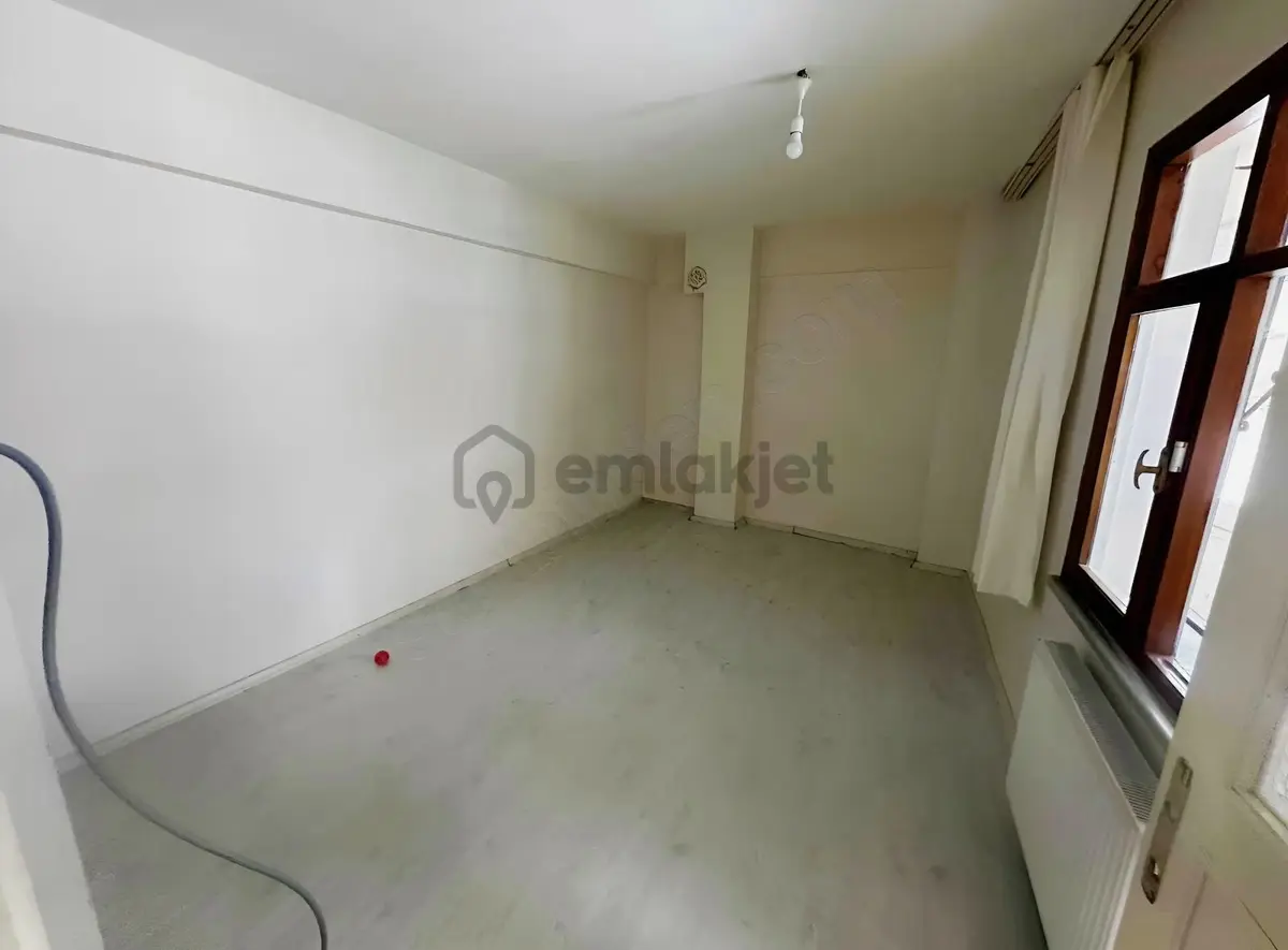 Özer Emlakdan Satılık 2+1 Daire - 8