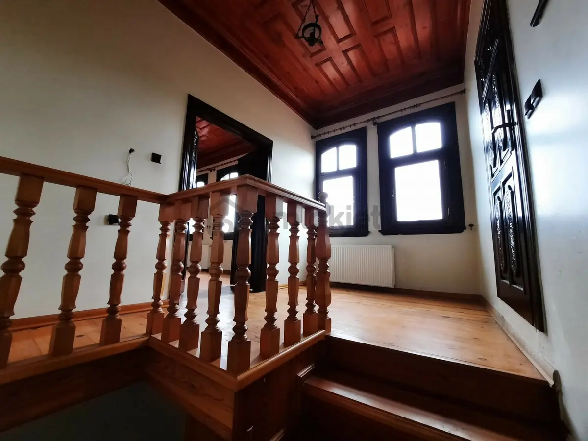 Ortamahalle 'de Satılık Konak - 30