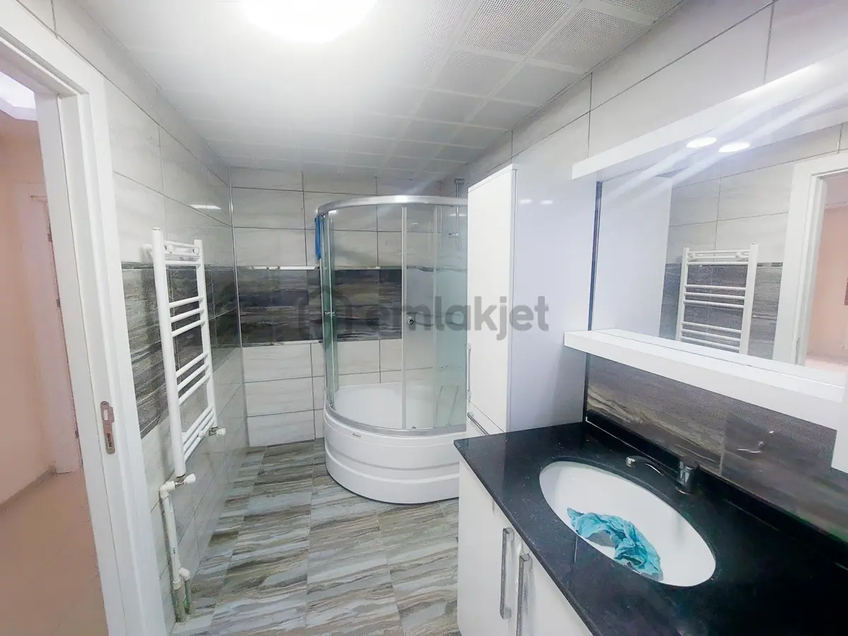 Buca Yıldız Mahallesinde Doğalgazlı Asansörlü 140m2 3+1 - 16