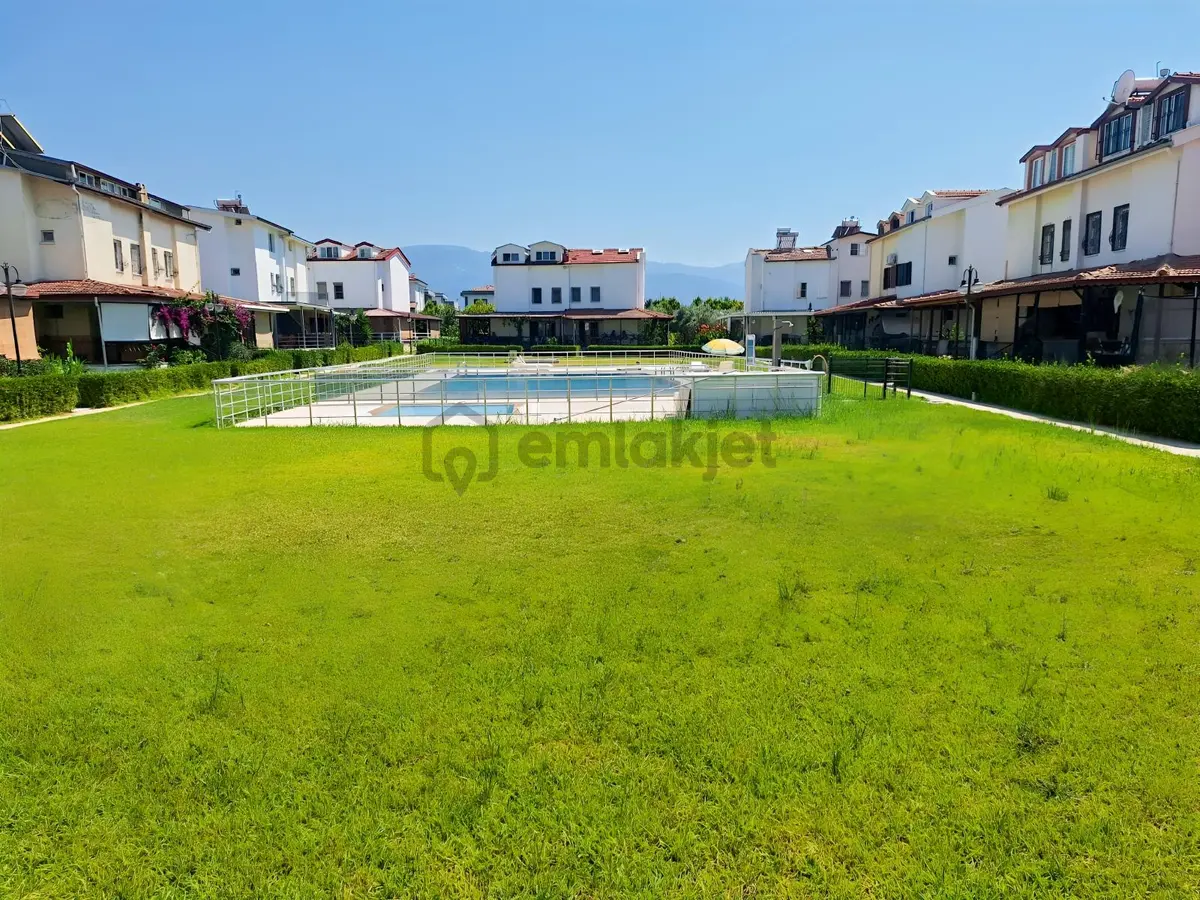Denize 500m Geniş Bahçeli Villa / Devamlı Kiralık - 8
