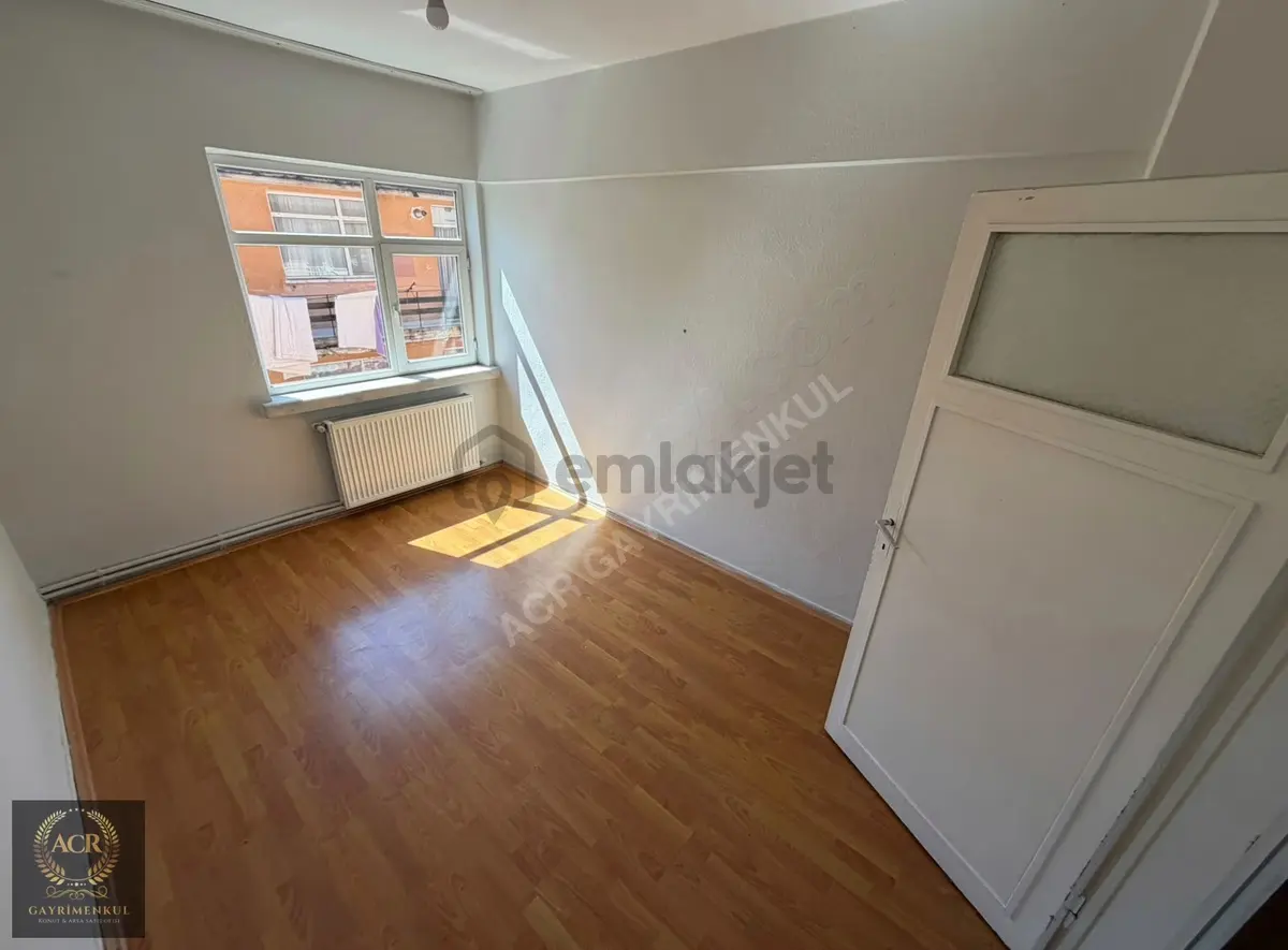 Acr'den Tepebaşı Göbek Yakını Emsalsiz Genişlikte 3+1 - 20