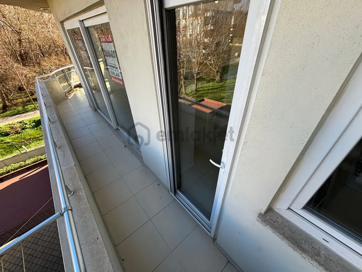 𝄞melodi'den İkizçay'da Havuzlu Güvenlikli Sitede Arakat Ön Cephe Ayrı Mutfaklı 2+1 Daire - 12