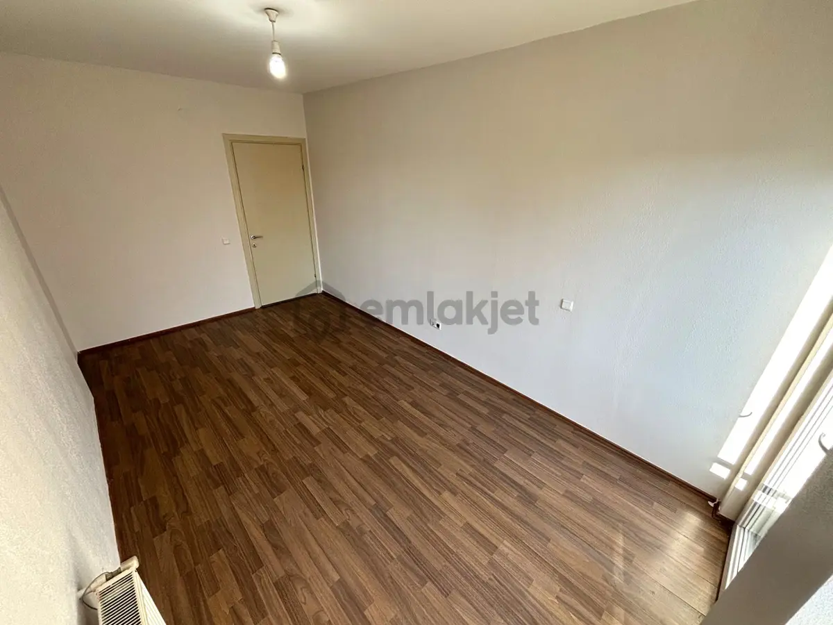 𝄞melodi'den İkizçay'da Havuzlu Güvenlikli Sitede Arakat Ön Cephe Ayrı Mutfaklı 2+1 Daire - 24