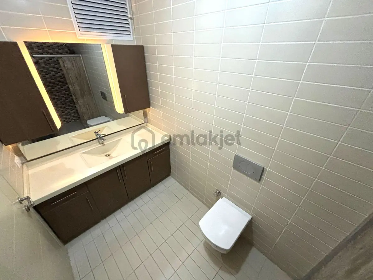 𝄞melodi'den İkizçay'da Havuzlu Güvenlikli Sitede Arakat Ön Cephe Ayrı Mutfaklı 2+1 Daire - 13