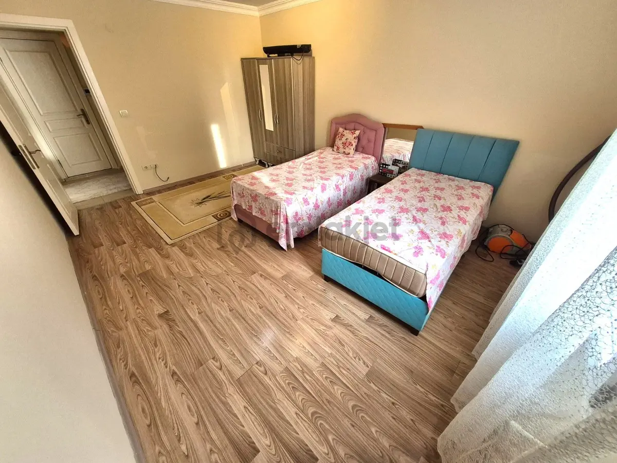 Melodi'den Altınkum'un En Geniş Evlerinden Full Eşyalı Ara Kat 1+1 Denize Yakın Daire - 6