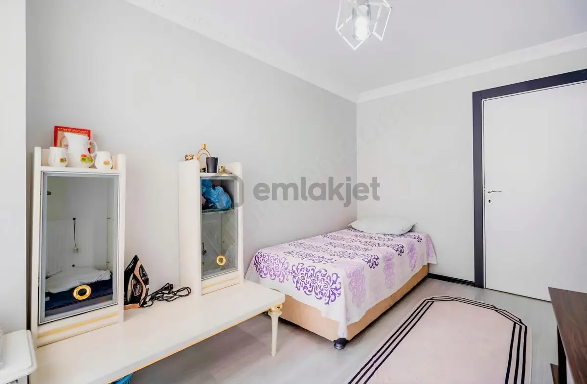 Teferrüç Mahallesinde Satılık 3+1 Daire - 16