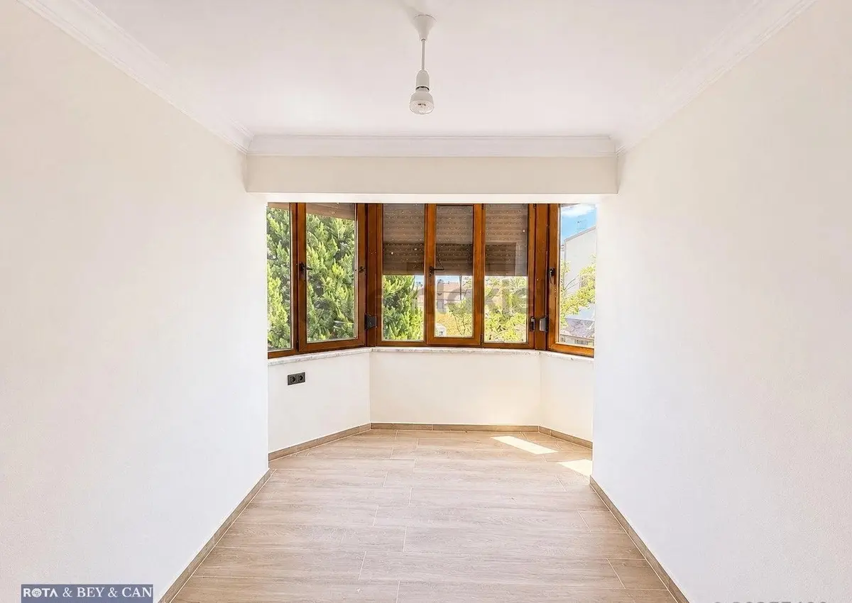 Rota'dan | Site İçerisinde | Mükemmel İşçilikli | Köşe 4+1 Villa - 5