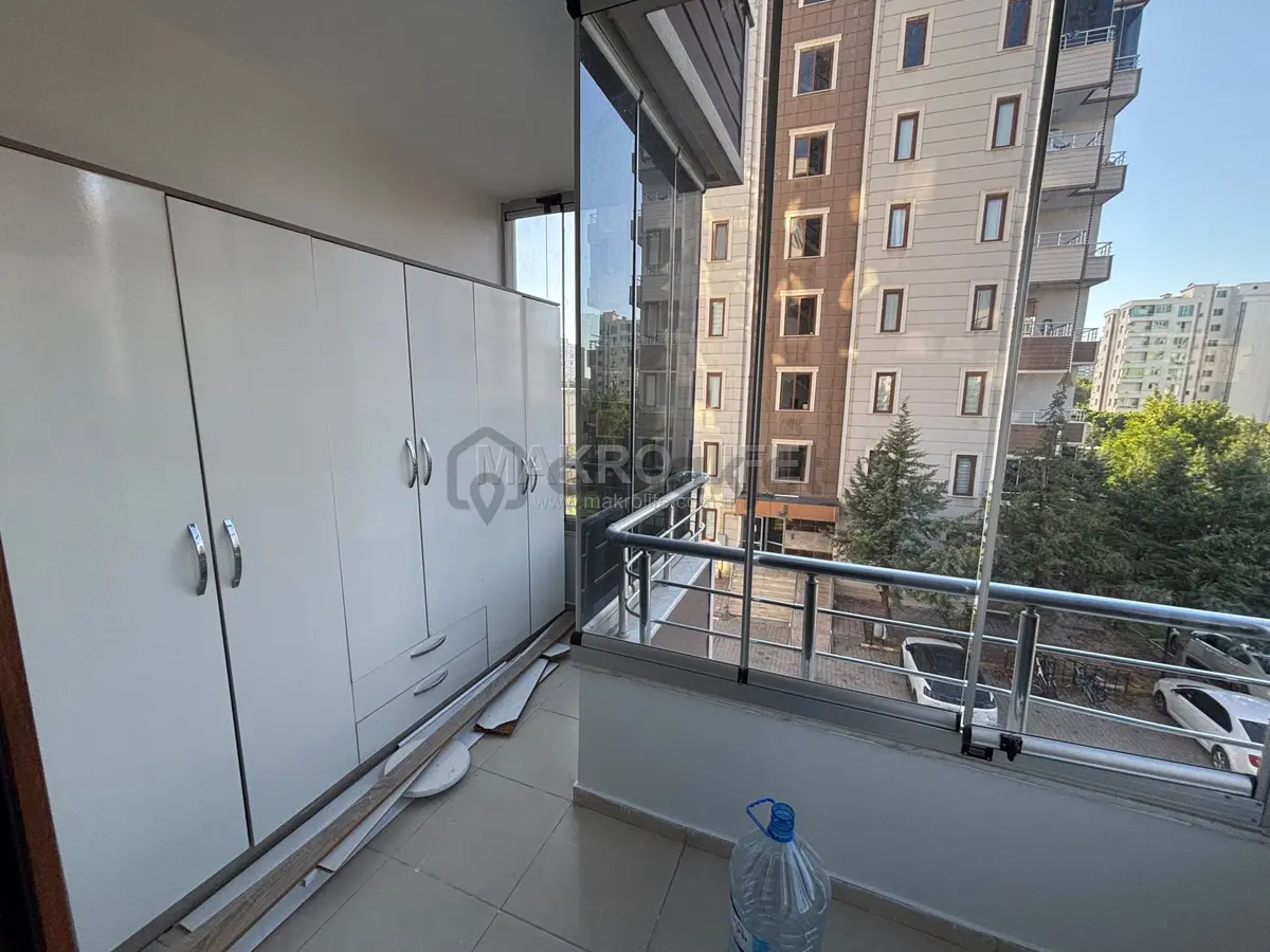 Bağcılar Nevruz Park Civarı Kiralık 4+1 Daire - 16