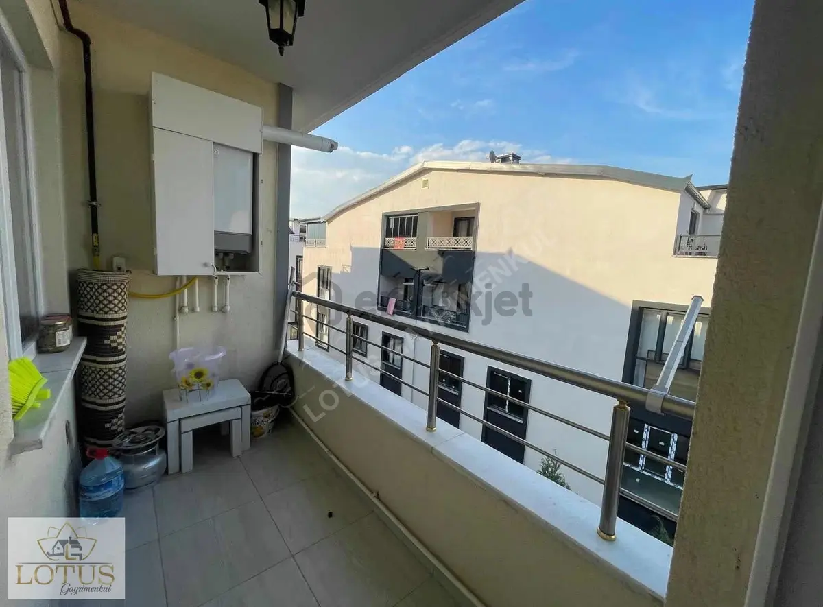 Kartepe Ataevler De Yürüyüş Yoluna Cepheli 4+1 160m2 Satılık - 9