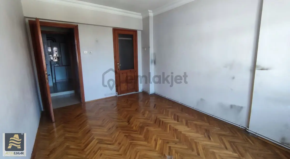 Serdivan Bahcelievlerde Satılık 3+1 Daire - 10