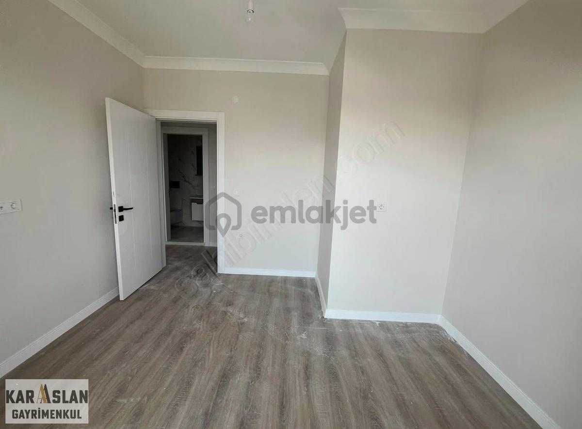 Başiskele Yeşilyurt Mahellesi 2+1 Satılık Çatı Dublex Daire - 8